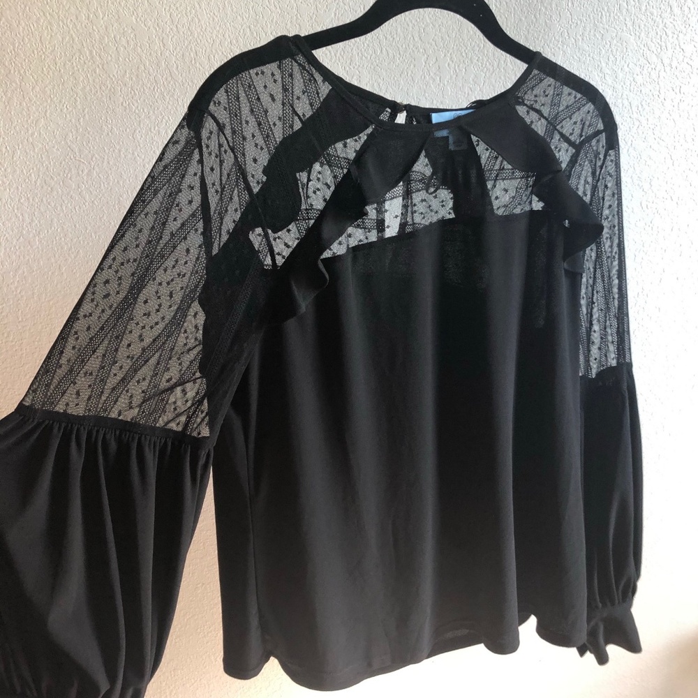 CeCe black long sleeve embroidered shirt